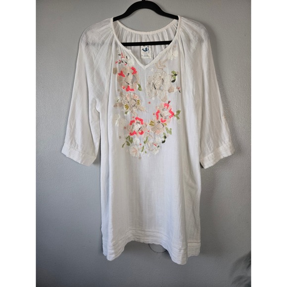 White Embroidered Peasant Blouse | Boho Floral Tunic Top Size Medium - Picture 2 of 10